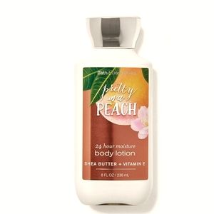 Bath & Body Works "Pretty As A Peach" 24 Hour Moisturizing Body Lotion